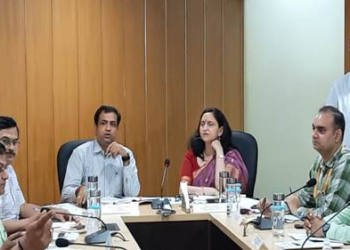 कृषि भवन पटना में सूखे की तैयारी, खरीफ की बुआई और केंद्र प्रायोजित तथा केंद्रीय क्षेत्र की योजनाओं के कार्यान्वयन की समीक्षा बैठक हुई