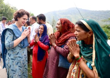 प्रियंका गांधी ने हिमाचल में आई प्राकृतिक आपदा को राष्ट्रीय आपदा घोषित करने को लेकर पीएम मोदी को लिखी चिट्ठी