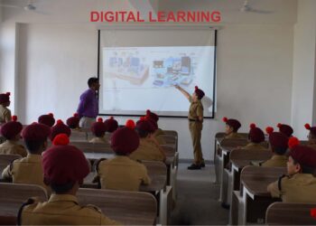 रक्षा मंत्री राजनाथ सिंह ने पार्टनरशिप मोड में 23 नए सैनिक स्कूलों को मंजूरी दी