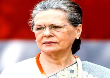 खामेनेई की मौत पर सरकार की चुप्पी, सोनिया गांधी ने उठाए सवाल - Panchayati Times