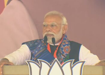 कांग्रेस को वोट यानी फिर से KCR की सरकार: पीएम मोदी