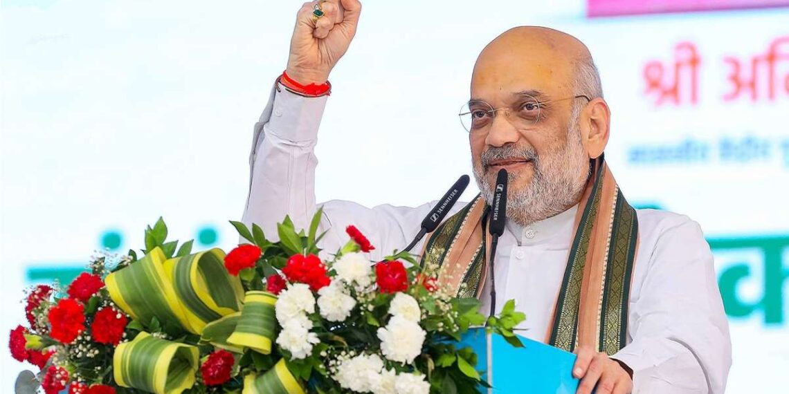 शाह ने कहा,कांग्रेस 'भ्रष्टाचार, कमीशन के फॉर्मूले पर चल रही
