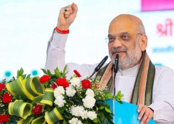 शाह ने कहा,कांग्रेस 'भ्रष्टाचार, कमीशन के फॉर्मूले पर चल रही