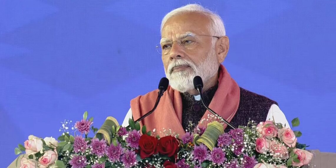 पीएम मोदी ने 10 हजार करोड़ रुपये की परियोजनाएं हरियाणा को सौंपा