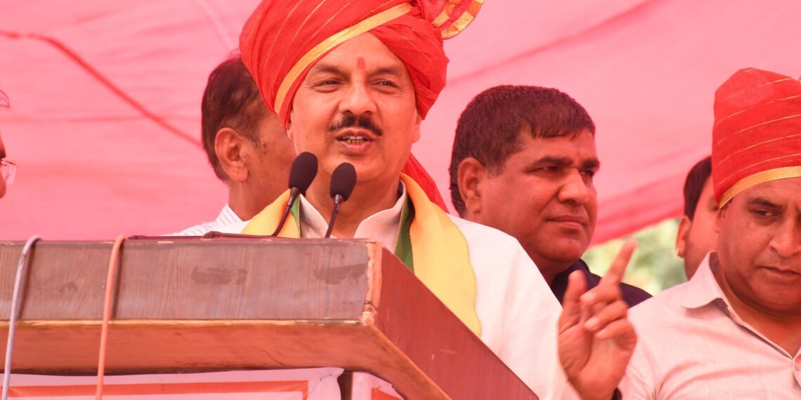 गौतमबुद्ध नगर लोकसभा चुनाव का समीकरण सांसद का रिपोर्ट कार्ड