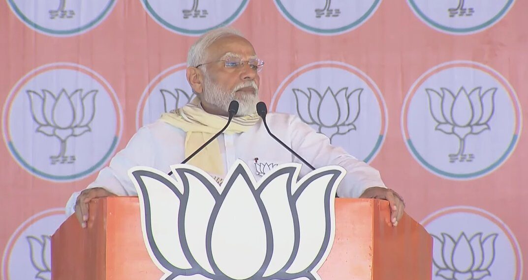 यूपी में एक बार फिर दो शहजादों की जोड़ी की फिल्म की शूटिंग चल रही है: पीएम मोदी