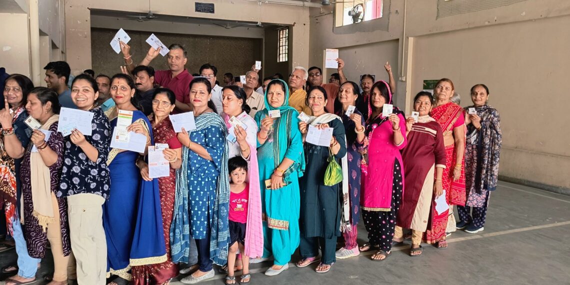 11 बजे तक बिहार में 20.42%, यूपी 25.20% में मतदान