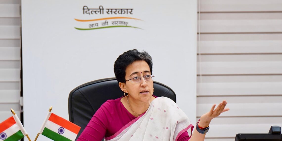 दिल्ली जलसंकट को लेकर दिल्ली सरकार में जल मंत्री आतिशी क्या बोली?