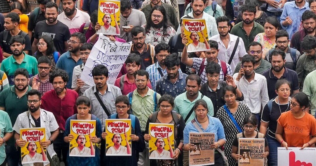 Nabanna Protest: छात्रों ने शुरू किया नबन्ना प्रोटेस्ट, किया ममता बनर्जी के इस्तीफे की मांग - Panchayati Times