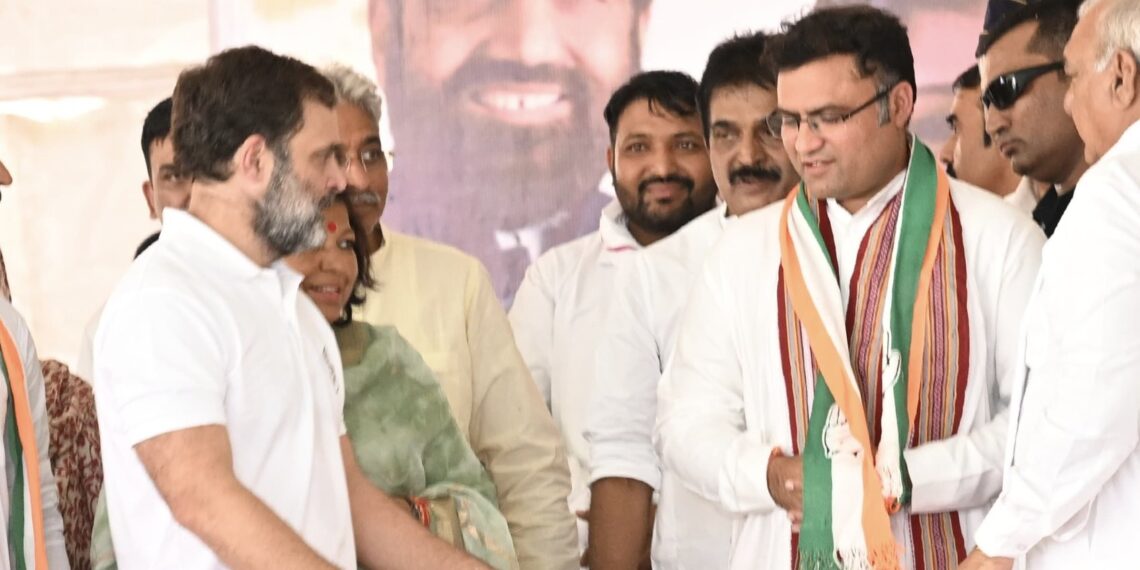 हरियाणा: बीजेपी को छोड़कर अशोक तंवर हुए कांग्रेस में शामिल - Panchayati Times