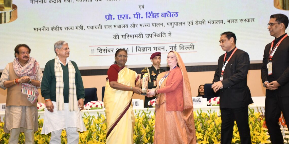 कहानी राष्ट्रपति से सम्मानित यूपी के बाल हितैषी पंचायत की