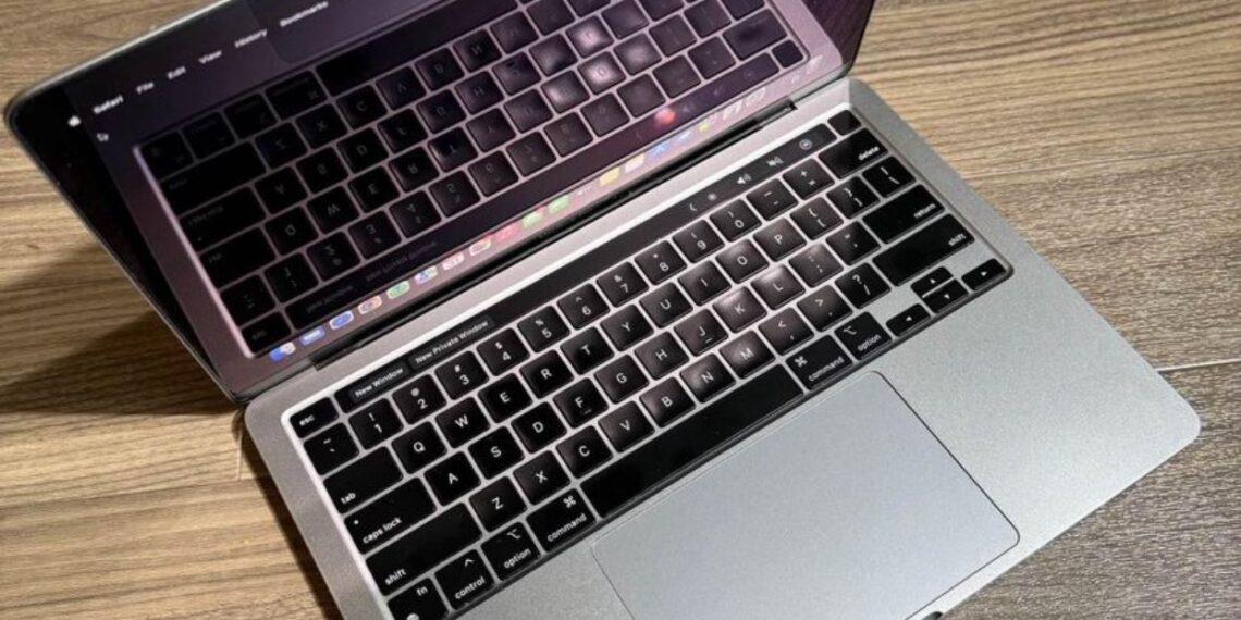 ऑफिस के लैपटॉप पर सर्च कर रहे ये चीजें तो हो जाइए सचेत - Panchayati Times