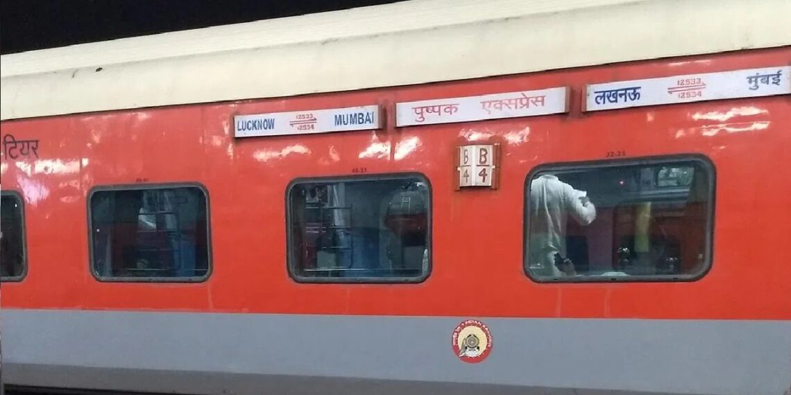 जलगांव रेलवे स्टेशन पर बड़ा हादसा: पुष्पक एक्सप्रेस में आग की अफवाह से भगदड़, 8 की मौत, 40 घायल - Panchayati Times