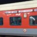 जलगांव रेलवे स्टेशन पर बड़ा हादसा: पुष्पक एक्सप्रेस में आग की अफवाह से भगदड़, 8 की मौत, 40 घायल - Panchayati Times