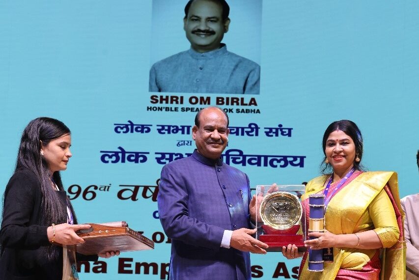 डॉ. सोहिनी शास्त्री को लोकसभा अध्यक्ष ओम बिरला ने किया सम्मानित - Panchayati Times