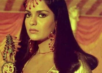 मशहूर बॉलीवुड एक्ट्रेस जीनत अमान