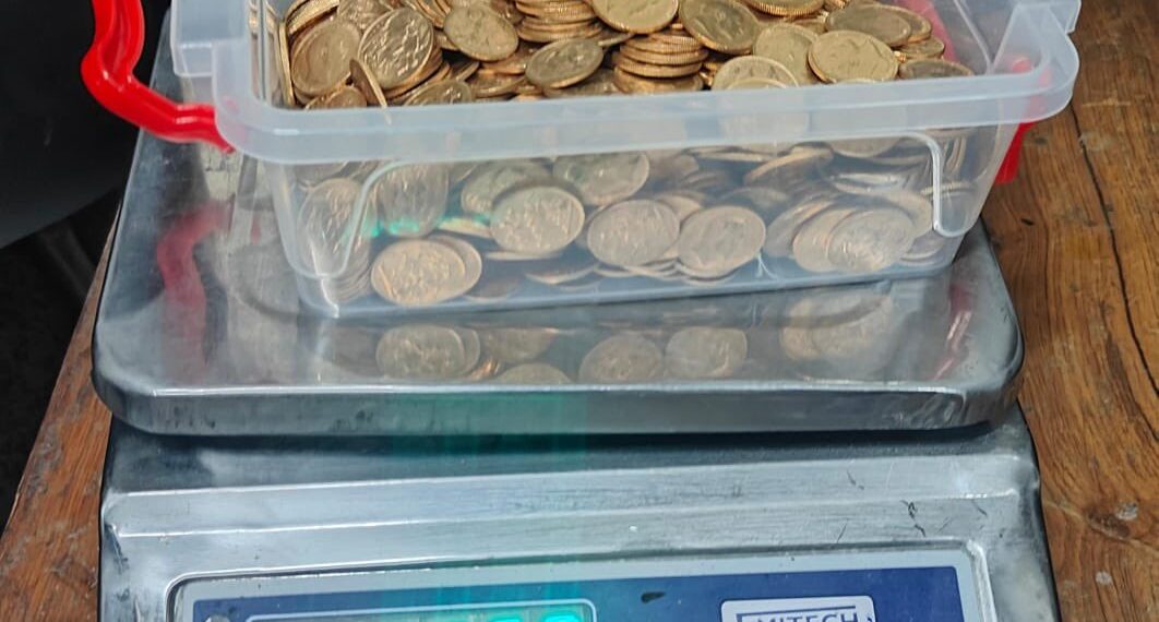 दिल्ली एयरपोर्ट पर पकड़ाया 10 किलो सोना का सिक्का - Panchayati Times