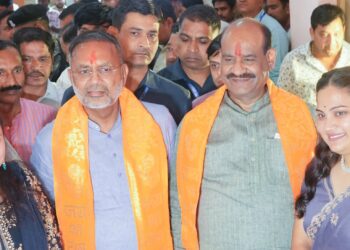 ओम बिरला ने पुलवामा में शहीद हुए हेमराज मीणा की बेटी की शादी में पहुंच कर मिसाल कायम की - Panchayati Times