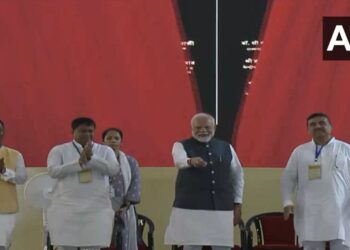 PM Modi lays foundation stone of City Gas Distribution project for West Bengal districts