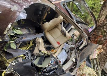 उत्तरकाशी में हेलीकॉप्टर हुआ क्रैश, 5 लोगों की मौत - Panchayati Times