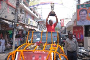  SOG ग्रैंडमास्टर्स सीरीज के IRG विजेता राकेश कुमार को मेयर ने किया सम्मानित 