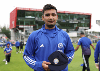 अंशुल कंबोज का टेस्ट डेब्यू: इंग्लैंड के खिलाफ चौथे टेस्ट में मिला मौका, एक ही पारी में 10 विकेट लेने वाला गेंदबाज - Panchayati Times