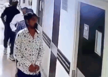 पटना के पारस अस्पताल में दिनदहाड़े मर्डर: CCTV में कैद हुई पूरी वारदात - Panchayati Times