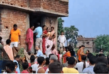 पटना AIIMS के नर्स के घर में घुसकर अपराधियों ने दो मासूमों को जिंदा जलाया - Panchayati Times