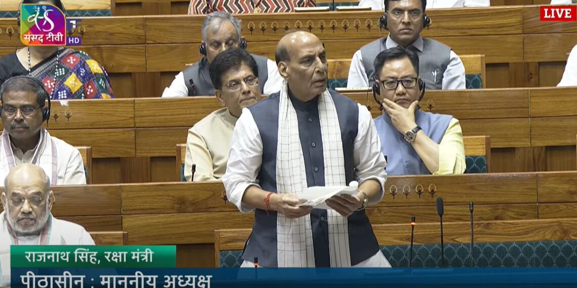 आतंकवाद पाकिस्तान की सेना का टूलकिट है: राजनाथ सिंह - Panchayati Times