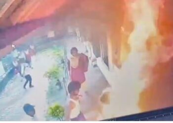 student-who-set-herself-on-fire-in-odisha-college-campus-dies-read-the-full-story