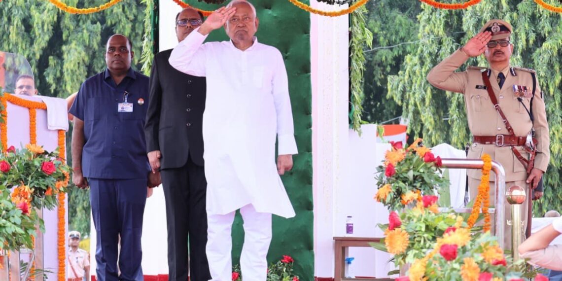 परीक्षा शुल्क पर CM नीतीश कुमार ने किया बड़ा ऐलान - Panchayati Times