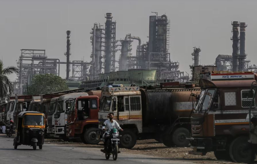 Trump's demand: India should stop buying Russian oil, but why is PM Modi not doing so?