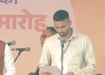 कौन है दीपक प्रकाश? जो अचानक बने मंत्री, जानें पूरी कहानी - Panchayati Times