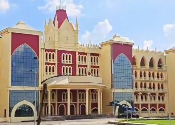 कलकत्ता हाईकोर्ट ने 32 हजार प्राइमरी शिक्षकों की नौकरी फिर बहाल की - Panchayati Times