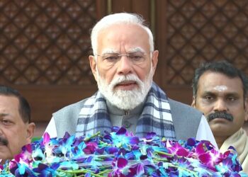 संसद का शीतकालीन सत्र: पीएम मोदी का ड्रामे वाले बयान पर विपक्ष का पलटवार - Panchayati Times