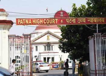 पटना हाई कोर्ट से मिला 42 विधायकों को नोटिस, मचा हड़कंप - Panchayati Times