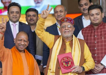 UP Budget 2026-27: योगी सरकार ने किसानों के लिए किया बड़ा ऐलान - Panchayati Times