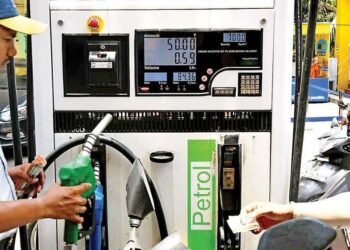 पेट्रोल पंप पर ऐसे हो रहा फ्रॉड, रखें ध्यान - Panchayati Times