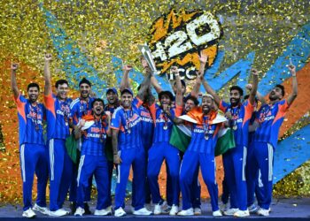 T20 वर्ल्ड कप 2026: भारत की जीत पर सचिन, धोनी, विराट और युवराज ने दी खास बधाई - Panchayati Times