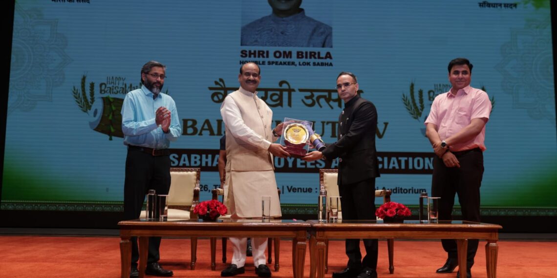 GMF सदस्य अभिषेक गिलारा को लोकसभा अध्यक्ष ओम बिरला ने किया सम्मानित - Panchayati Times