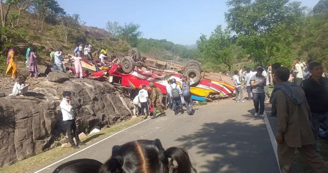 ऊधमपुर बस हादसा: 12 यात्रियों की मौत, राहत-बचाव कार्य जारी - Panchayati Times