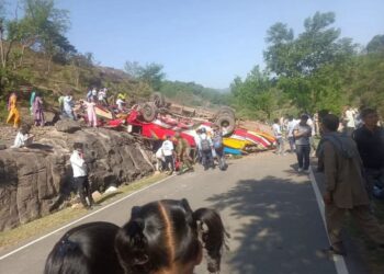 ऊधमपुर बस हादसा: 12 यात्रियों की मौत, राहत-बचाव कार्य जारी - Panchayati Times