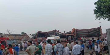 कोलकाता: निर्माणाधीन गोदाम ढहा, कई मजदूर फंसे - Panchayati Times