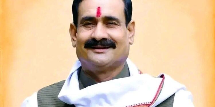 Datia By-Election: दतिया में टिकट बदलने पर BJP में बवाल, नरोत्तम मिश्रा समर्थकों का प्रदर्शन, सामूहिक इस्तीफे से बढ़ा संकट - Panchayati Times