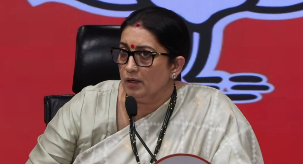 SIR विवाद पर BJP-Congress आमने-सामने, स्मृति ईरानी ने पूछा- डुप्लीकेट नाम क्यों चाहिए? - Panchayati Times